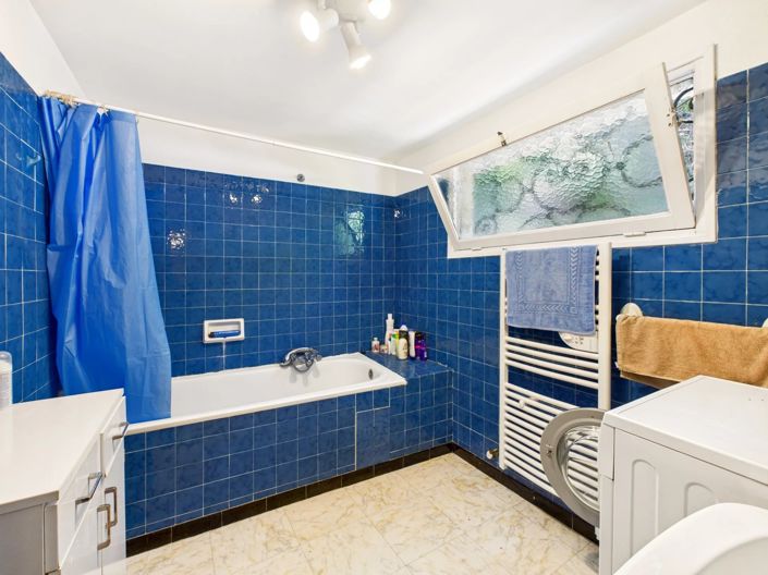 Image No.10-4 Bed House for sale