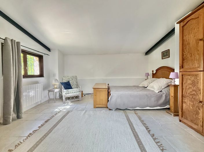 Image No.9-4 Bed House for sale