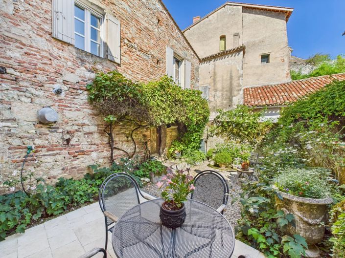 Image No.2-3 Bed House for sale