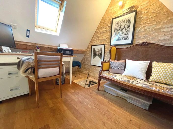 Image No.11-4 Bed House for sale