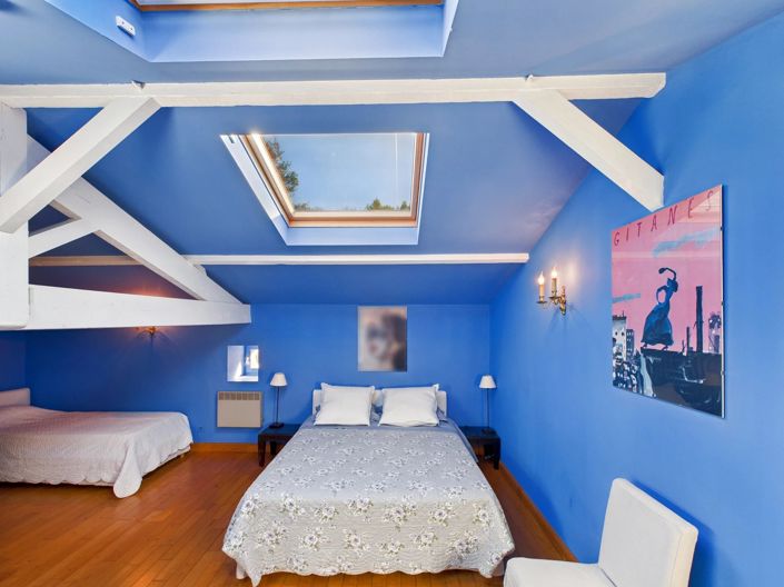 Image No.6-5 Bed House for sale