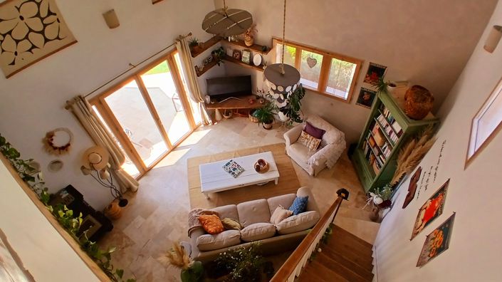 Image No.11-3 Bed House for sale