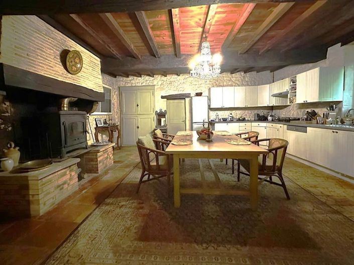 Image No.4-4 Bed House for sale