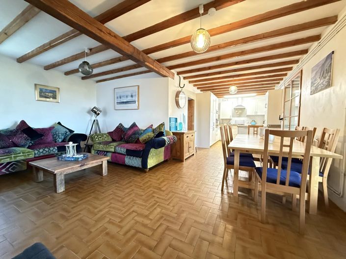 Image No.6-3 Bed House for sale