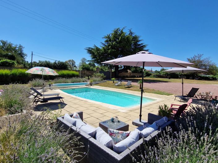 Image No.2-4 Bed House for sale