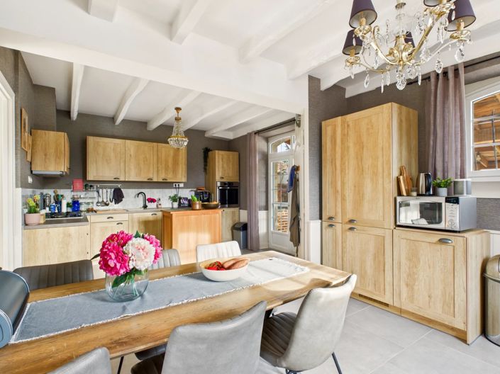 Image No.4-4 Bed House for sale