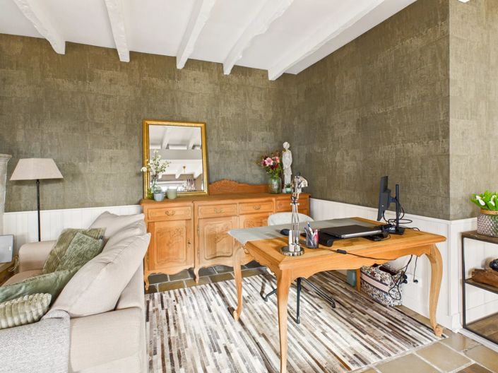 Image No.7-4 Bed House for sale