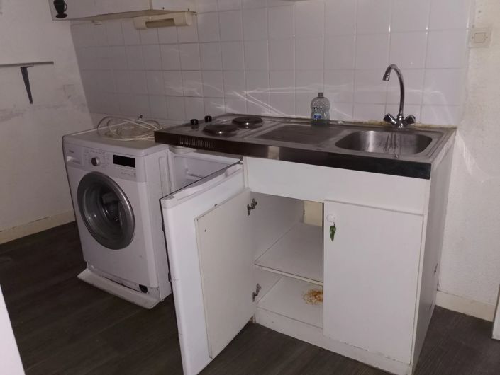 Image No.7-3 Bed Commercial for sale