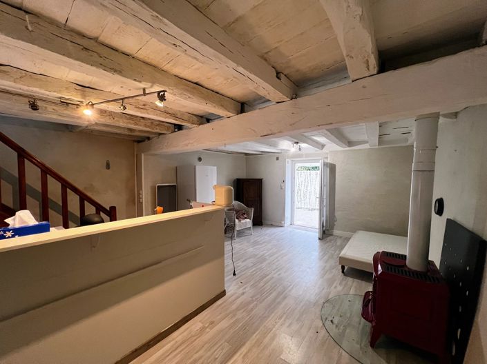 Image No.11-2 Bed House for sale