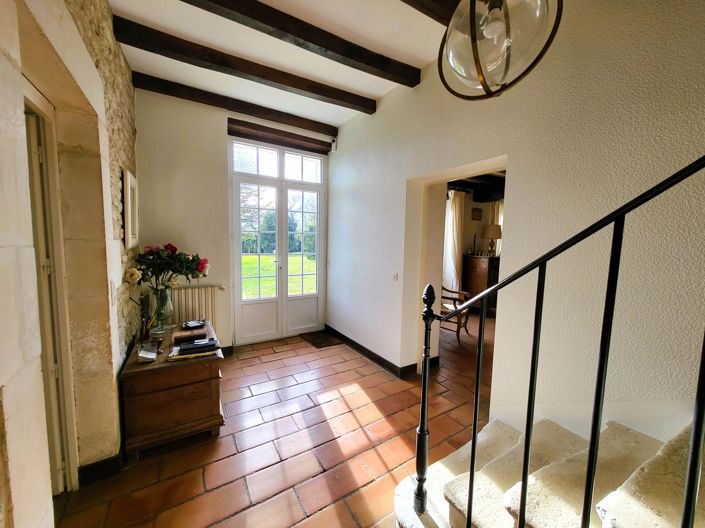 Image No.3-4 Bed House for sale