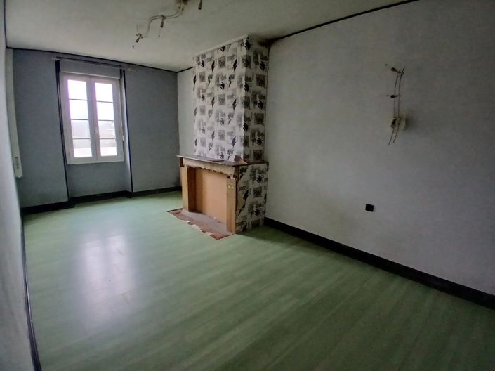Image No.11-3 Bed House for sale