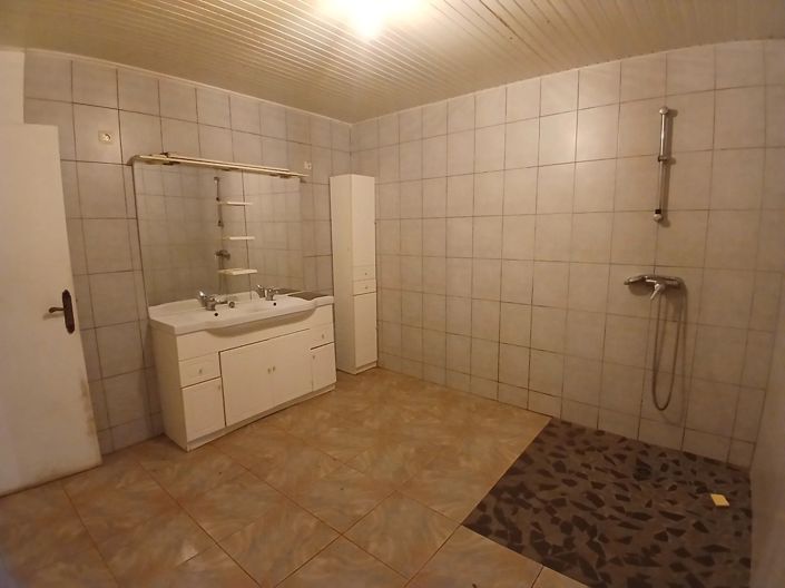 Image No.7-3 Bed House for sale