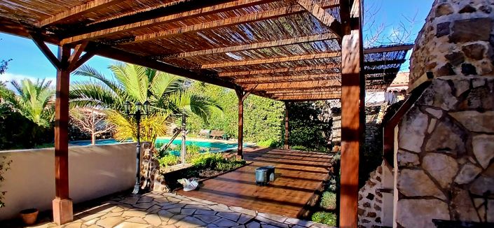 Image No.7-7 Bed House for sale