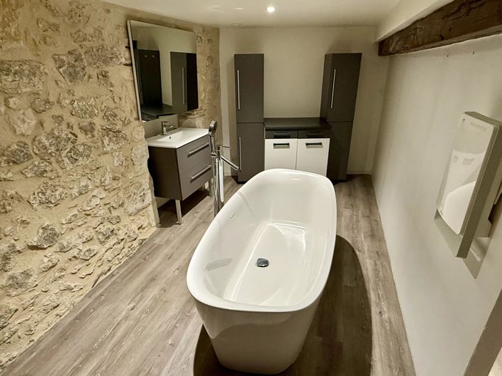 Image No.11-4 Bed Village House for sale