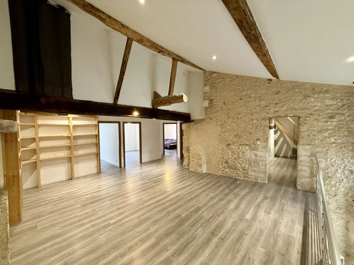 Image No.7-4 Bed Village House for sale