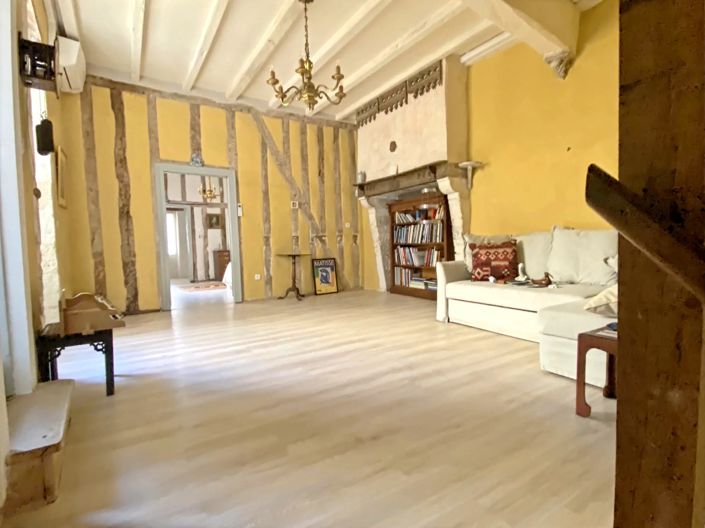 Image No.5-3 Bed House for sale