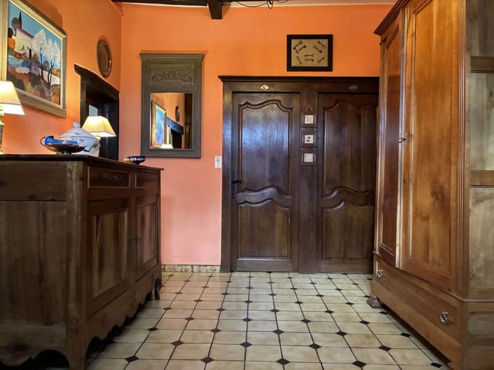 Image No.8-3 Bed Farmhouse for sale