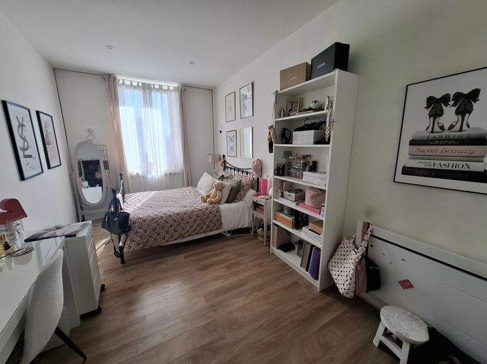 Image No.9-4 Bed House for sale