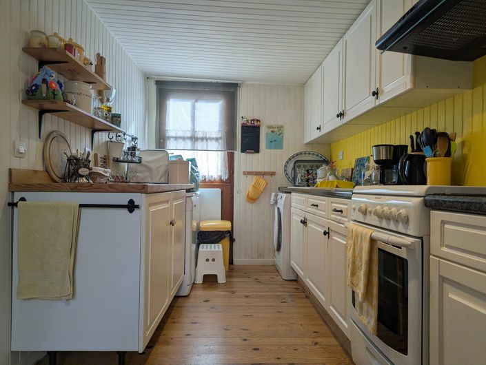 Image No.7-3 Bed Village House for sale