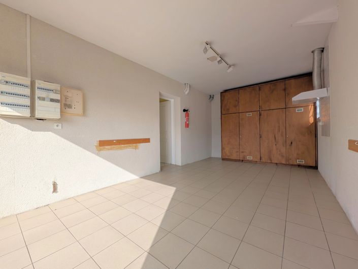 Image No.13-3 Bed House for sale