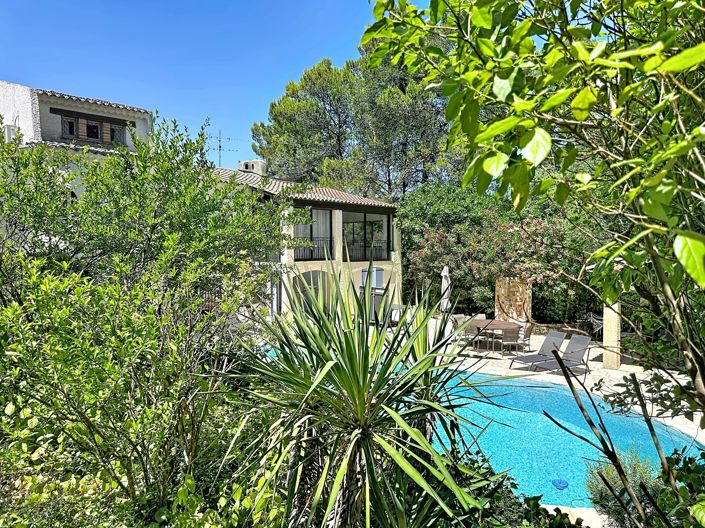 Image No.3-6 Bed House for sale