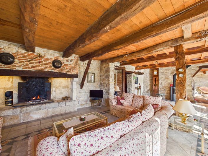 Image No.4-5 Bed House for sale