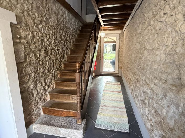 Image No.11-6 Bed House for sale