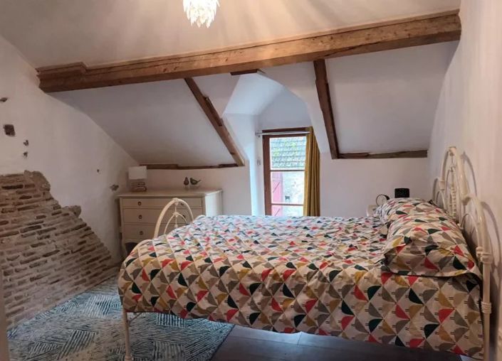 Image No.14-6 Bed House for sale