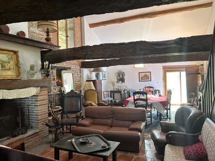 Image No.4-5 Bed House for sale