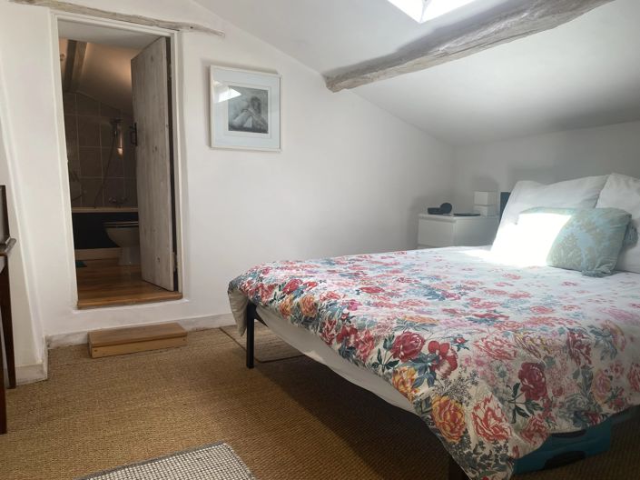 Image No.9-5 Bed House for sale