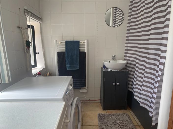 Image No.10-5 Bed House for sale