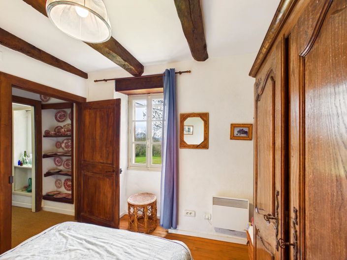 Image No.10-3 Bed House for sale