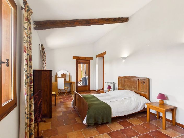 Image No.13-3 Bed House for sale