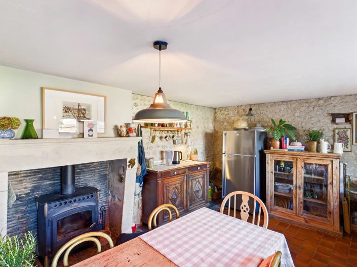 Image No.7-6 Bed House for sale