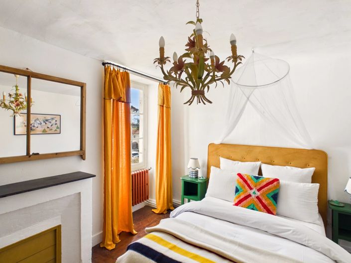 Image No.14-6 Bed House for sale