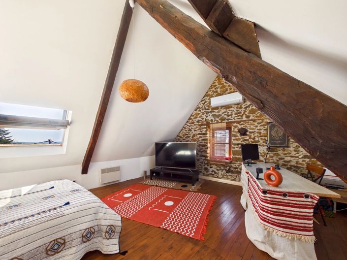 Image No.9-4 Bed House for sale