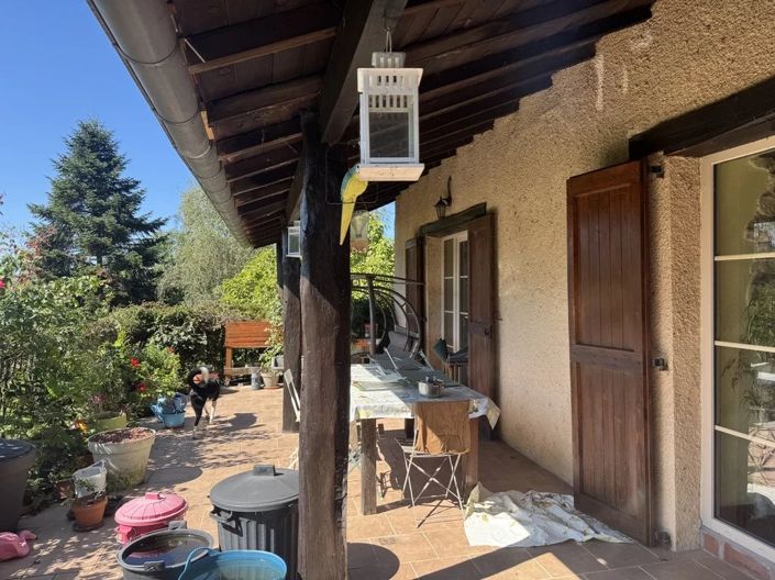 Image No.5-6 Bed House for sale