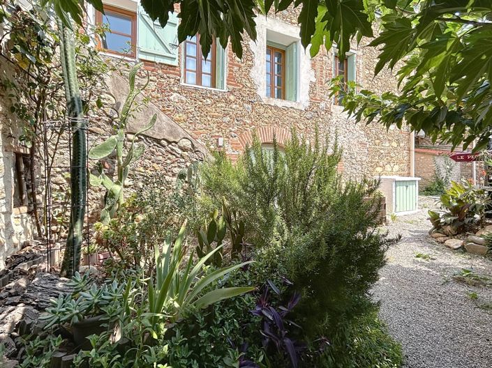Image No.3-5 Bed House for sale