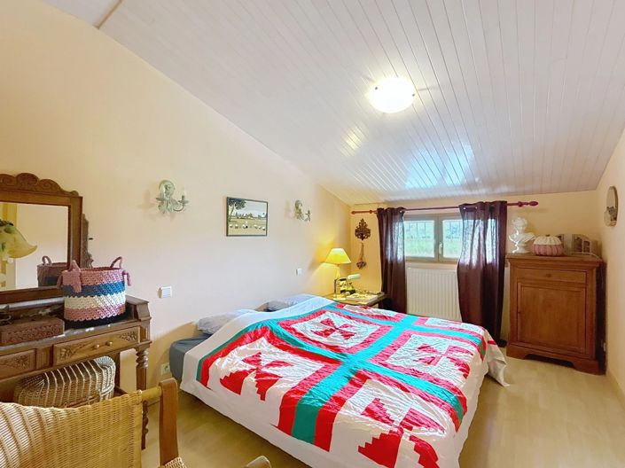 Image No.14-5 Bed House for sale