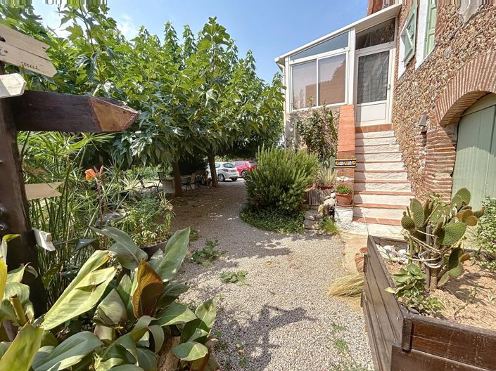 Image No.4-5 Bed House for sale