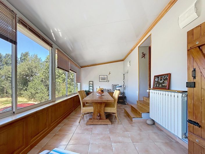 Image No.7-5 Bed House for sale