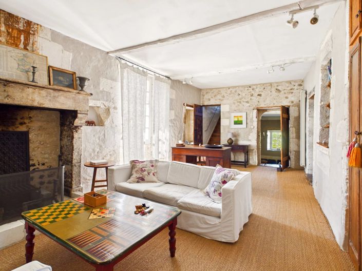 Image No.10-7 Bed House for sale
