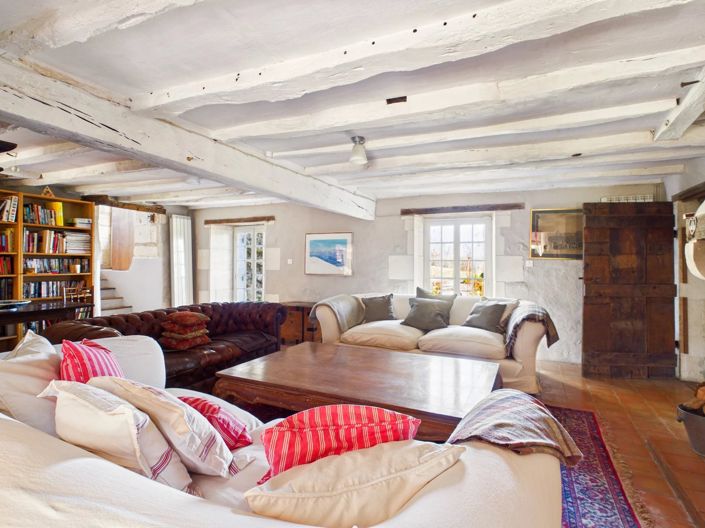 Image No.7-7 Bed House for sale