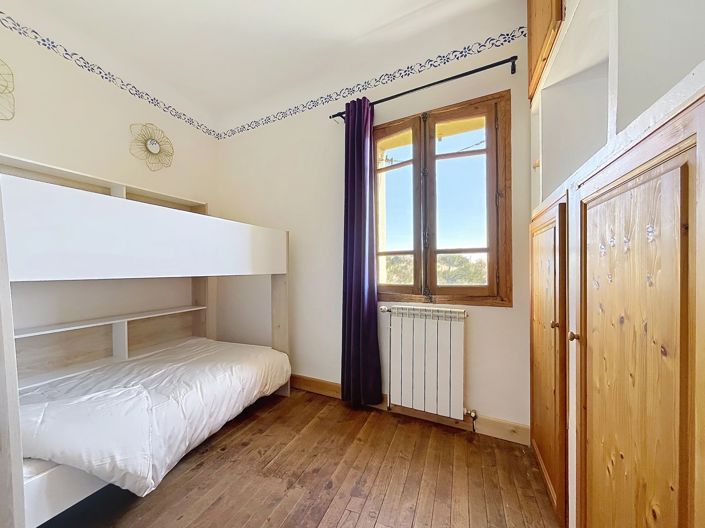 Image No.8-3 Bed Village House for sale