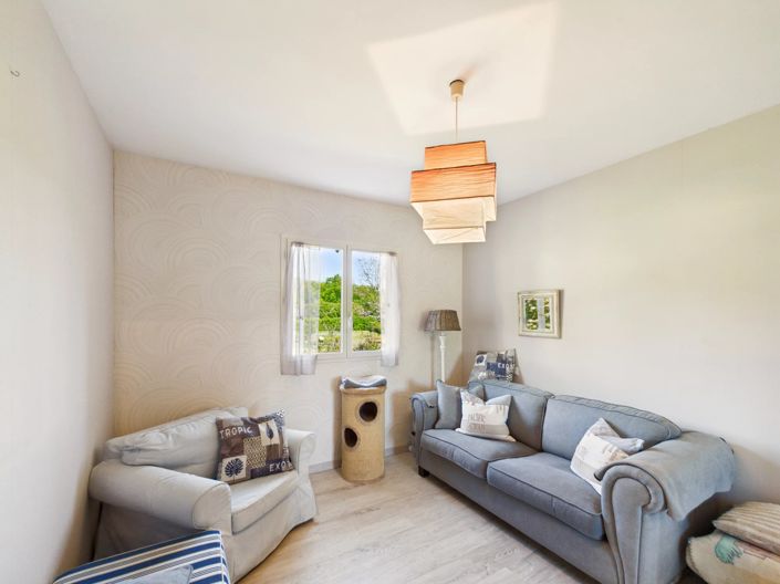Image No.8-4 Bed House for sale