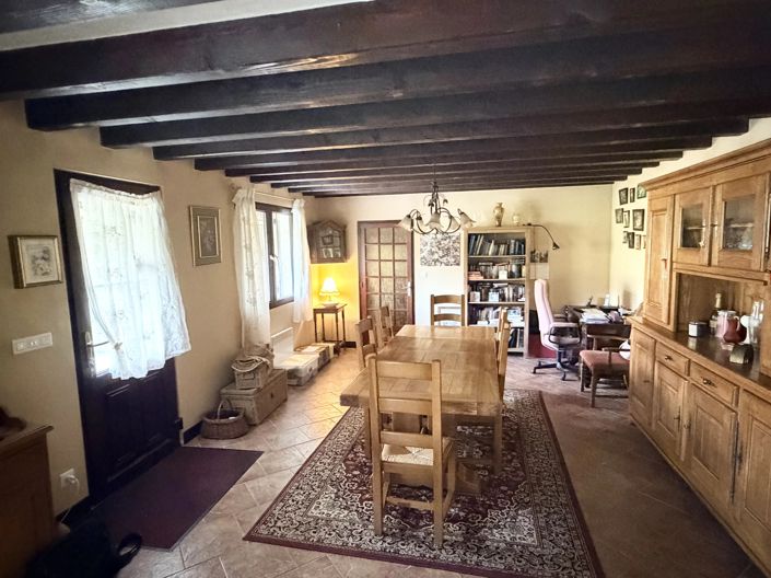 Image No.6-3 Bed House for sale