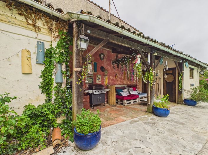 Image No.14-10 Bed House for sale