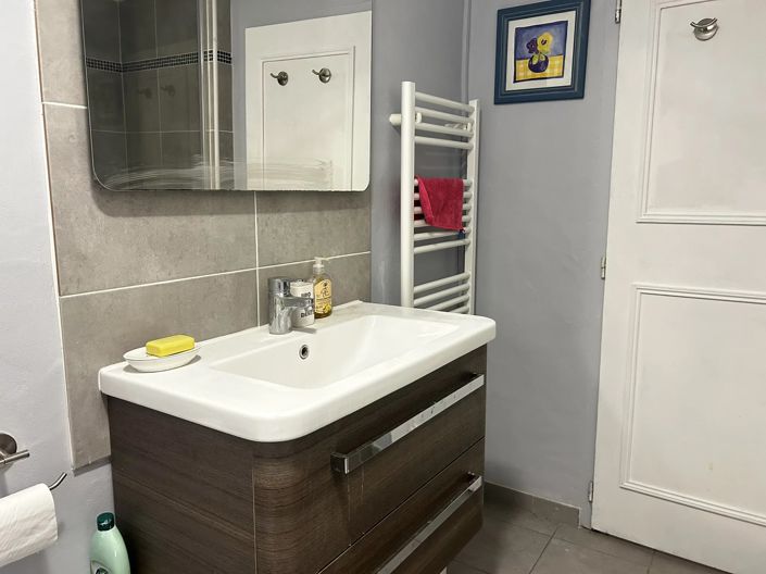 Image No.9-4 Bed House for sale