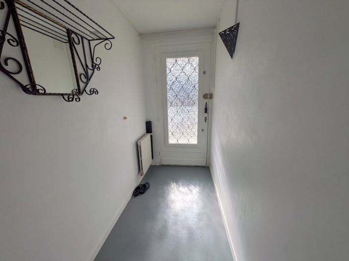 Image No.15-5 Bed House for sale