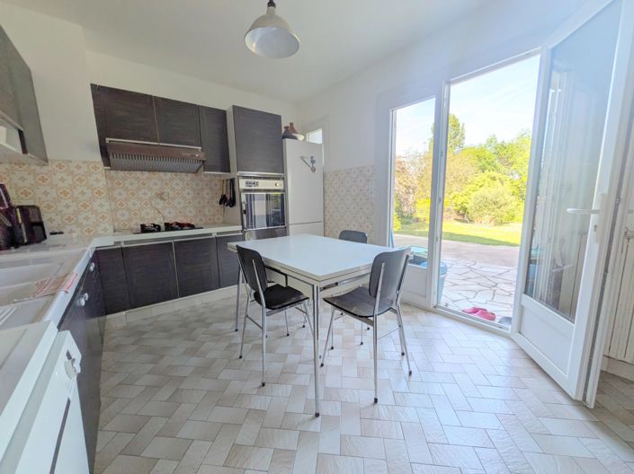 Image No.4-5 Bed House for sale